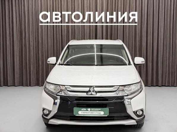 Mitsubishi Outlander III Рестайлинг 2 с пробегом 2015 года, цена 1 950 000 рублей, 200000 км, внедорожник, Автокод Объявления