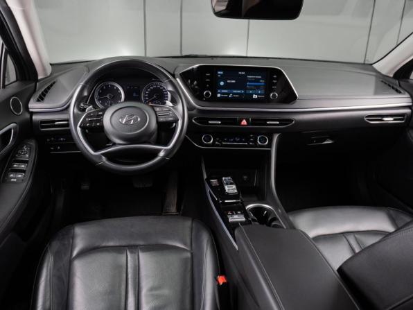 Hyundai Sonata VIII (DN8) с пробегом 2019 года, цена 2 649 000 рублей, 58776 км, седан, Автокод Объявления
