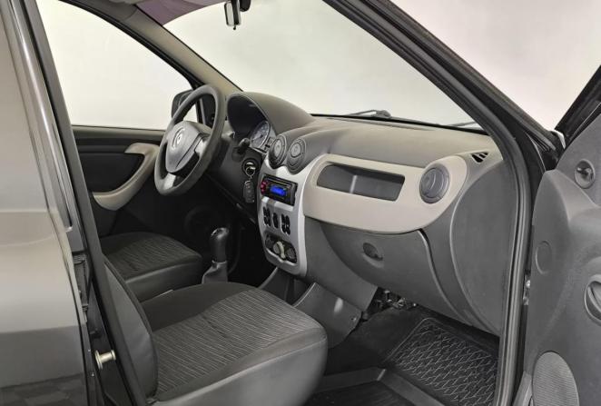 Renault Logan I Рестайлинг с пробегом 2010 года, цена 355 000 рублей, 215476 км, седан, Автокод Объявления
