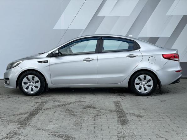 Kia Rio III Рестайлинг с пробегом 2017 года, цена 858 000 рублей, 163313 км, седан, Автокод Объявления