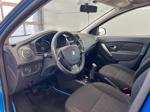 Renault Sandero II с пробегом 2017 года, цена 1 049 000 рублей, 61322 км, хэтчбек, Автокод Объявления