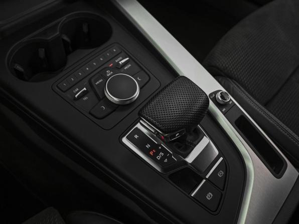 Audi A5 II (F5) Рестайлинг с пробегом 2019 года, цена 3 159 000 рублей, 127709 км, лифтбек, Автокод Объявления