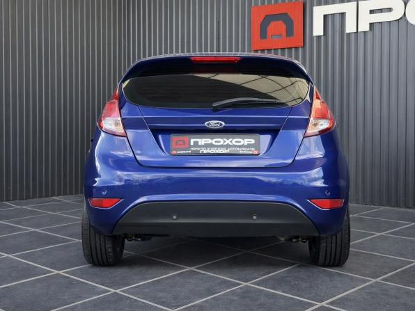Ford Fiesta Mk6 Рестайлинг с пробегом 2016 года, цена 857 000 рублей, 141903 км, хэтчбек, Автокод Объявления