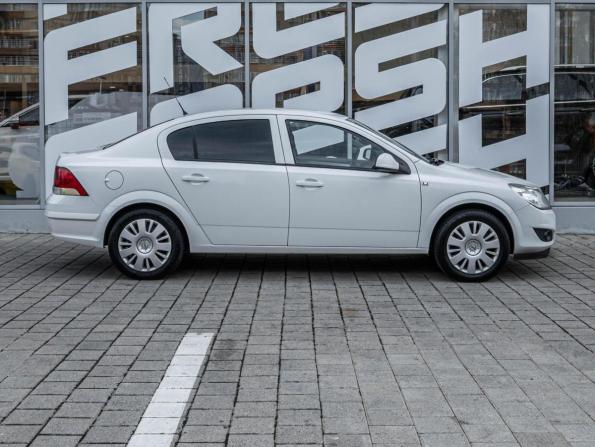 Opel Astra H Рестайлинг с пробегом 2011 года, цена 545 000 рублей, 226953 км, седан, Автокод Объявления