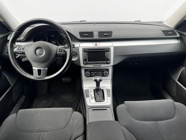 Volkswagen Passat B6 с пробегом 2010 года, цена 682 000 рублей, 270052 км, седан, Автокод Объявления