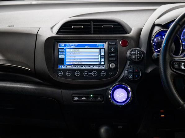 Honda Fit Shuttle I с пробегом 2011 года, цена 900 000 рублей, 150769 км, универсал, Автокод Объявления