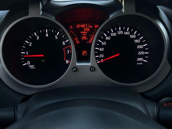 Nissan Juke I Рестайлинг с пробегом 2014 года, цена 1 299 000 рублей, 124870 км, внедорожник, Автокод Объявления