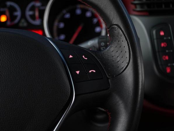 Alfa Romeo Giulietta III с пробегом 2014 года, цена 2 553 055 рублей, 72709 км, хэтчбек, Автокод Объявления