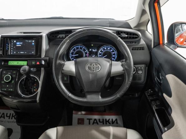 Toyota Wish II Рестайлинг с пробегом 2016 года, цена 1 400 000 рублей, 138401 км, минивэн, Автокод Объявления
