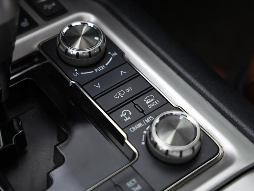 Toyota Land Cruiser 200 Series Рестайлинг 2 Санкт-Петербург  - изображение 22