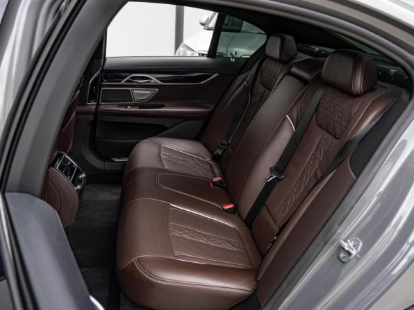 BMW 7 серии VI (G11/G12) Рестайлинг с пробегом 2021 года, цена 6 890 000 рублей, 48634 км, седан, Автокод Объявления