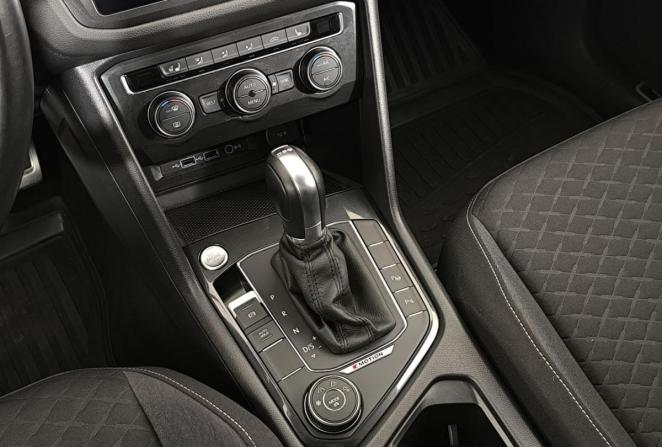Volkswagen Tiguan II с пробегом 2018 года, цена 2 650 000 рублей, 86011 км, внедорожник, Автокод Объявления