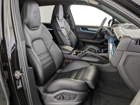 Porsche Cayenne III Рестайлинг с пробегом 2024 года, цена 12 990 000 рублей, 51790 км, внедорожник, Автокод Объявления