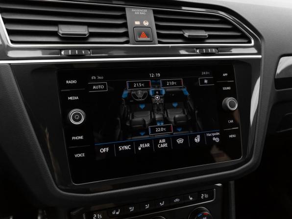 Volkswagen Tiguan II с пробегом 2018 года, цена 2 440 000 рублей, 102223 км, внедорожник, Автокод Объявления