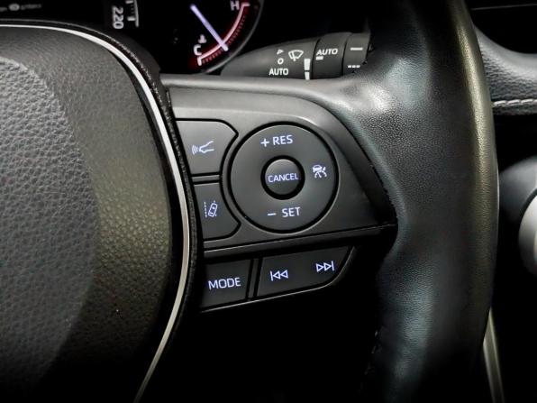 Toyota RAV4 V (XA50) с пробегом 2022 года, цена 3 890 000 рублей, 39291 км, внедорожник, Автокод Объявления