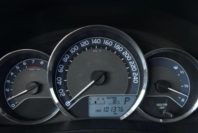 Toyota Corolla XI (E160 E170 E180) с пробегом 2013 года, цена 1 600 000 рублей, 101132 км, седан, Автокод Объявления