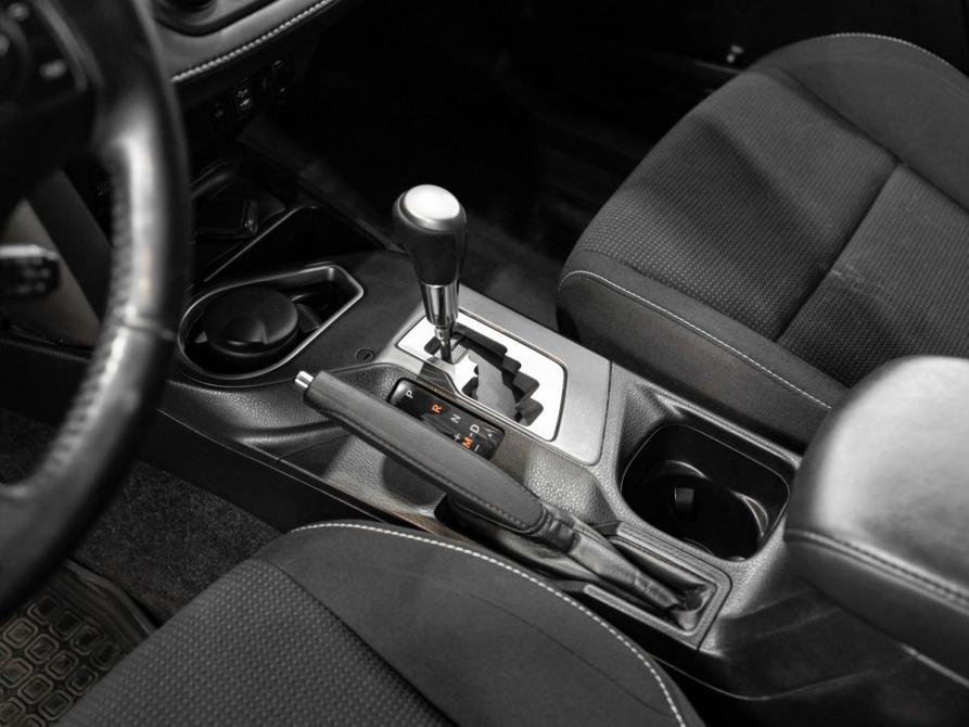 Toyota RAV4 IV (XA40) Рестайлинг Москва  - изображение 17