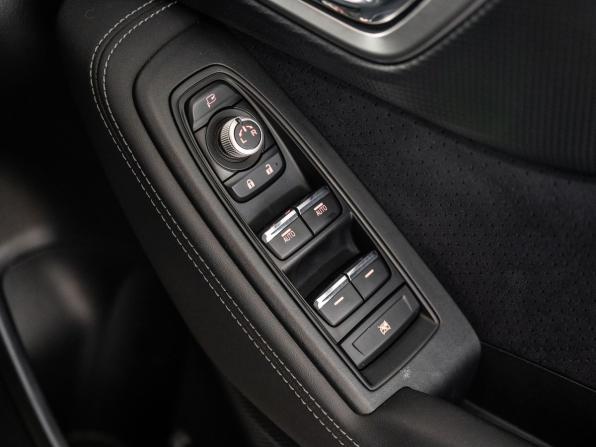 Subaru Forester V Рестайлинг с пробегом 2022 года, цена 2 950 500 рублей, 90563 км, внедорожник, Автокод Объявления
