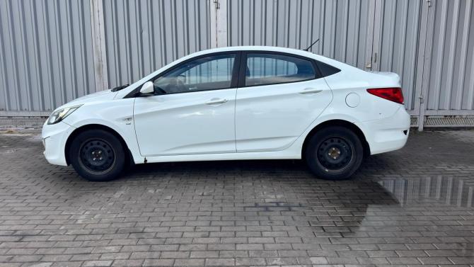 Hyundai Solaris I с пробегом 2013 года, цена 739 000 рублей, 213917 км, седан, Автокод Объявления
