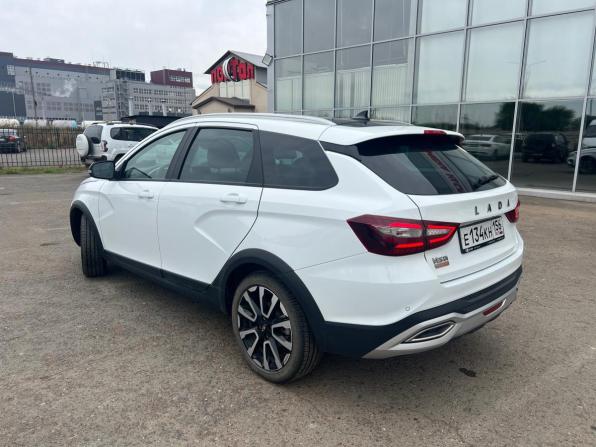 Lada (ВАЗ) Vesta I Рестайлинг (NG) с пробегом 2024 года, цена 1 700 000 рублей, 13943 км, универсал, Автокод Объявления