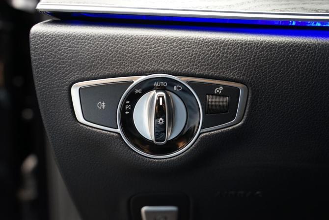 Mercedes-Benz E-Класс V (W213 S213 C238) с пробегом 2016 года, цена 3 785 000 рублей, 102000 км, седан, Автокод Объявления