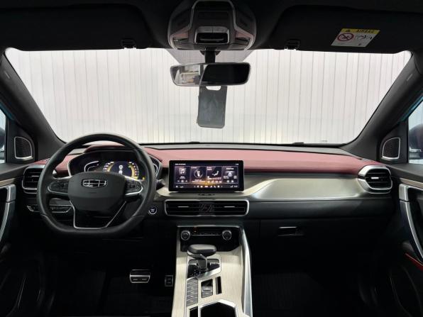 Geely Coolray I с пробегом 2023 года, цена 1 947 000 рублей, 37874 км, внедорожник, Автокод Объявления