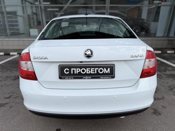 Skoda Rapid I с пробегом 2016 года, цена 1 045 000 рублей, 155900 км, лифтбек, Автокод Объявления