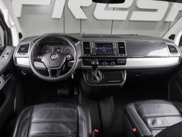 Volkswagen Multivan T6 с пробегом 2018 года, цена 4 719 000 рублей, 146936 км, минивэн, Автокод Объявления
