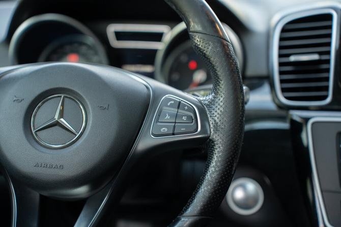 Mercedes-Benz GLE I (W166) с пробегом 2016 года, цена 3 365 000 рублей, 120203 км, внедорожник, Автокод Объявления