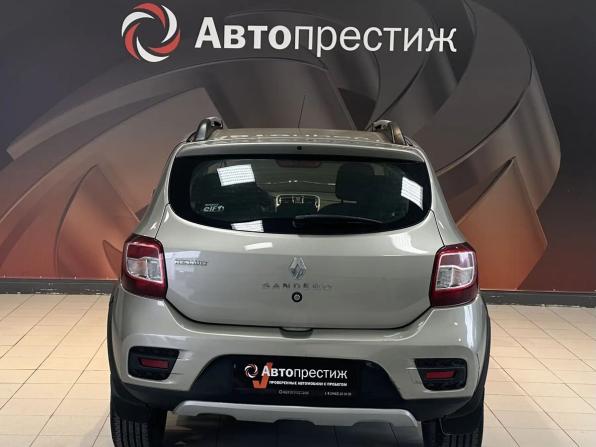 Renault Sandero II с пробегом 2016 года, цена 970 000 рублей, 69000 км, хэтчбек, Автокод Объявления