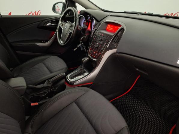 Opel Astra J Рестайлинг с пробегом 2013 года, цена 765 000 рублей, 175483 км, хэтчбек, Автокод Объявления