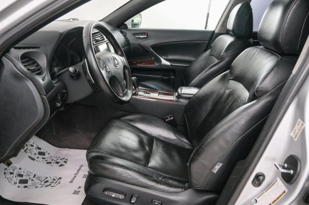 Lexus IS II Рестайлинг Красноярск  - изображение 8
