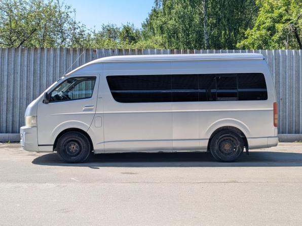 Toyota HiAce H200 с пробегом 2006 года, цена 1 299 900 рублей, 652000 км, минивэн, Автокод Объявления