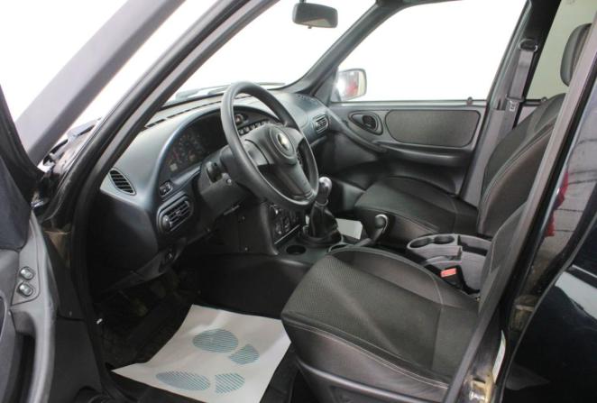 Chevrolet Niva I Рестайлинг с пробегом 2017 года, цена 750 000 рублей, 100294 км, внедорожник, Автокод Объявления
