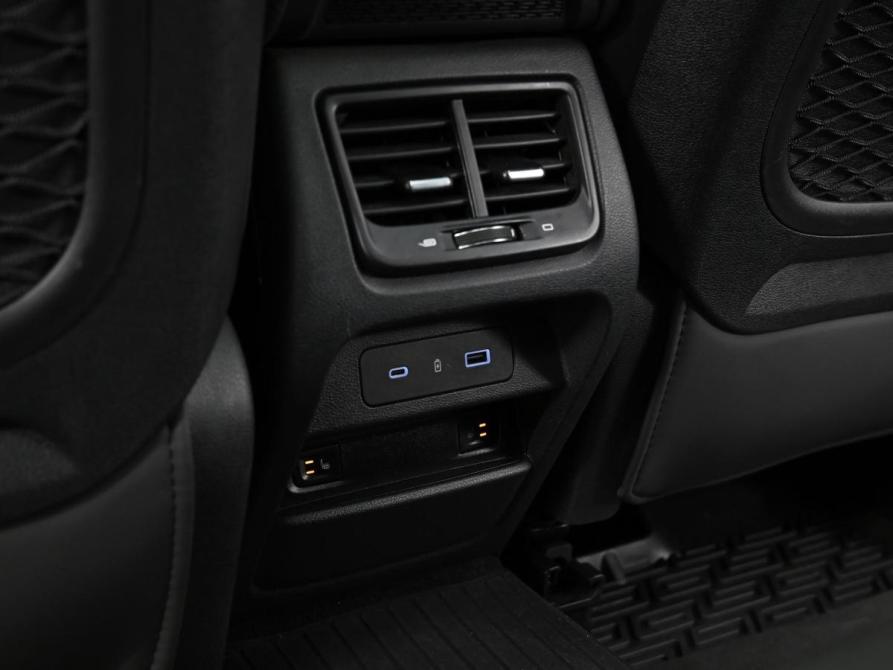 Geely Tugella I Рестайлинг Москва  - изображение 17