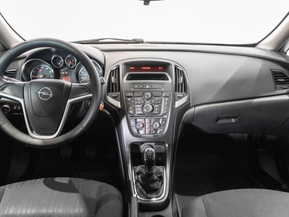 Opel Astra J Рестайлинг с пробегом 2014 года, цена 705 800 рублей, 187495 км, хэтчбек, Автокод Объявления