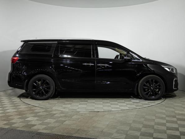 Kia Carnival III с пробегом 2019 года, цена 2 969 700 рублей, 116305 км, минивэн, Автокод Объявления