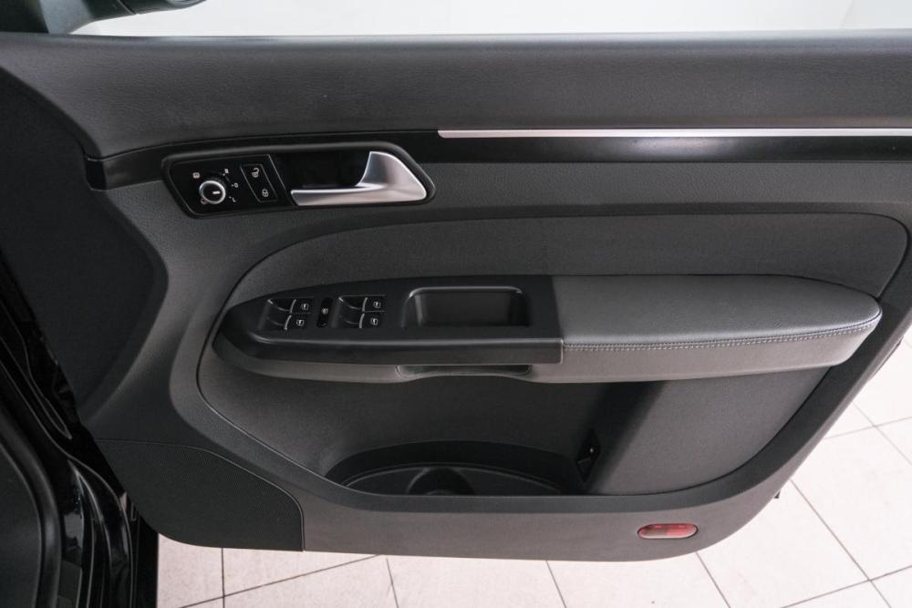 Volkswagen Touran I Рестайлинг 2 Красноярск  - изображение 19