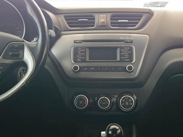 Kia Rio III Рестайлинг с пробегом 2016 года, цена 1 037 000 рублей, 160215 км, седан, Автокод Объявления
