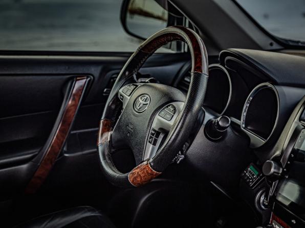 Toyota Highlander II (XU40) Рестайлинг с пробегом 2012 года, цена 2 099 000 рублей, 292282 км, внедорожник, Автокод Объявления
