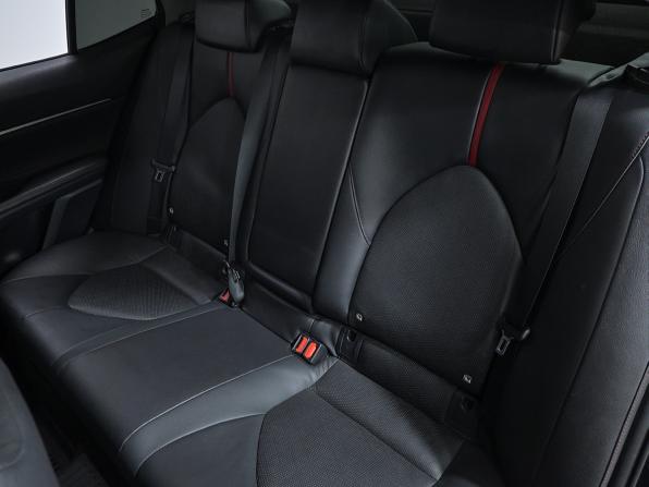 Toyota Camry VIII (XV70) Рестайлинг с пробегом 2021 года, цена 3 055 000 рублей, 122500 км, седан, Автокод Объявления