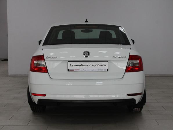 Skoda Octavia III (A7) Рестайлинг с пробегом 2017 года, цена 1 699 900 рублей, 130402 км, лифтбек, Автокод Объявления