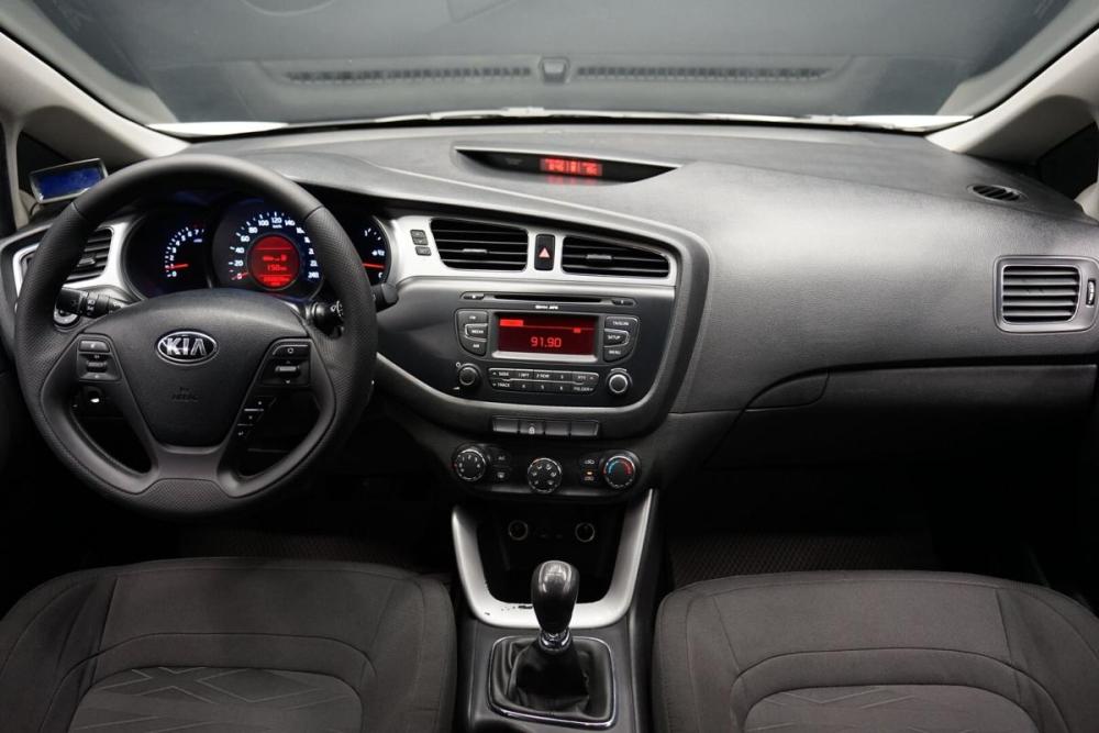 Kia Ceed II Крым  - изображение 17