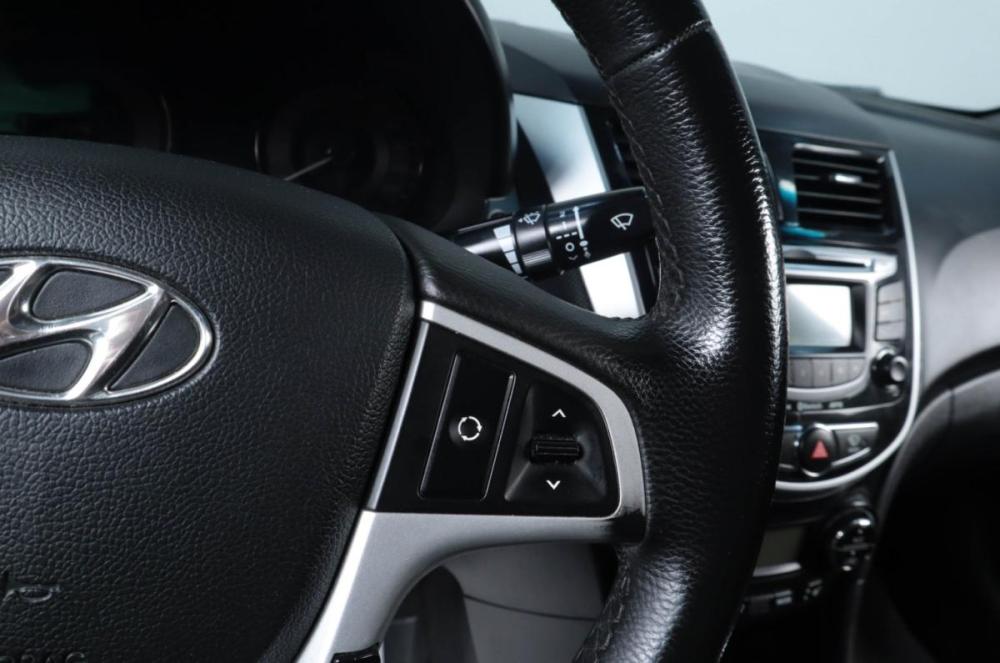 Hyundai Solaris I Челябинск  - изображение 12