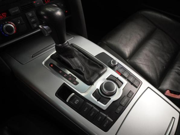 Audi A6 III (C6) Рестайлинг с пробегом 2010 года, цена 1 099 000 рублей, 220617 км, седан, Автокод Объявления