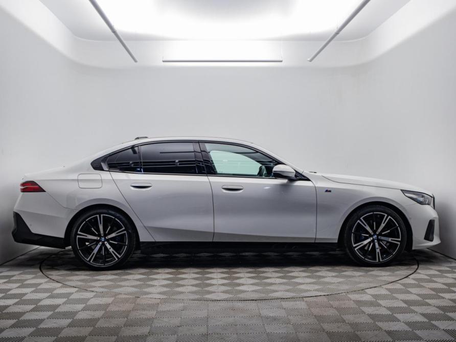 BMW 5 серии VIII (G60/G61/G68) Москва  - изображение 7