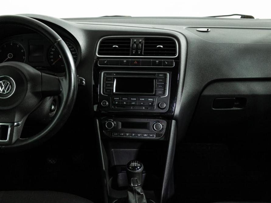 Volkswagen Polo V Санкт-Петербург  - изображение 15