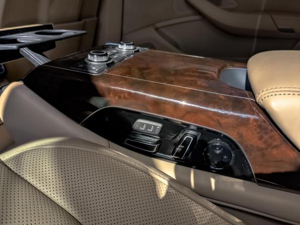 Audi A8 III (D4) Рестайлинг с пробегом 2014 года, цена 2 445 000 рублей, 190078 км, седан, Автокод Объявления