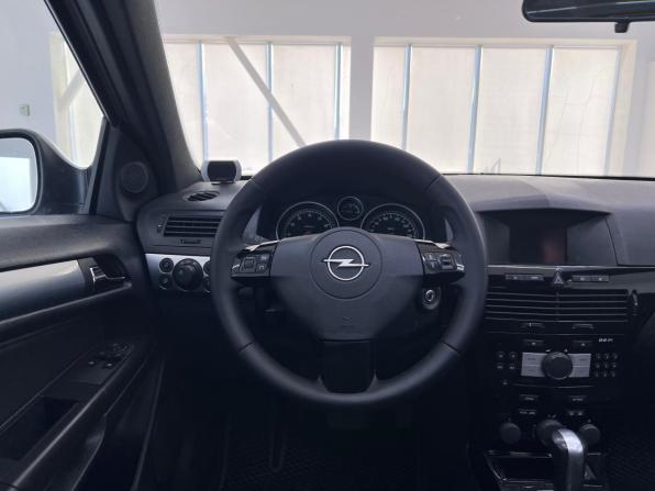 Opel Astra H Рестайлинг с пробегом 2010 года, цена 699 000 рублей, 198640 км, хэтчбек, Автокод Объявления