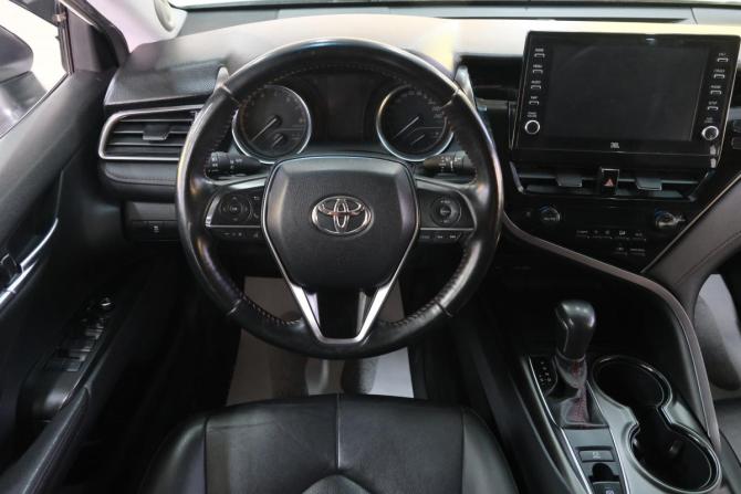 Toyota Camry VIII (XV70) Рестайлинг с пробегом 2021 года, цена 2 759 000 рублей, 54000 км, седан, Автокод Объявления